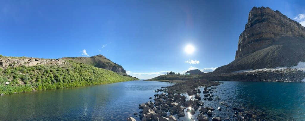 Emerald Lake panoramic view