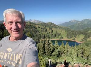 Old Hiking Dude above Desolation Lake