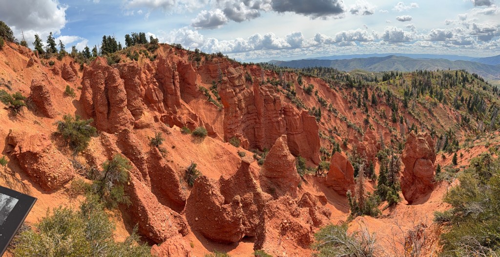 Devil's Kitchen small canyon filled with interesting rock formations