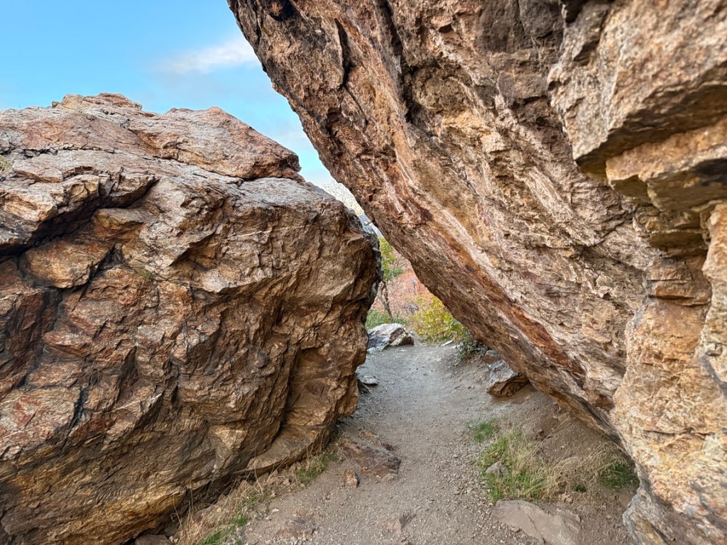 Large boulders on the Bonneville Shoreline Trail