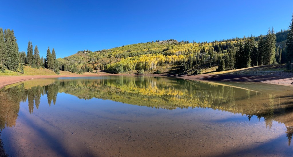 Desolsation Lake Fall panorama