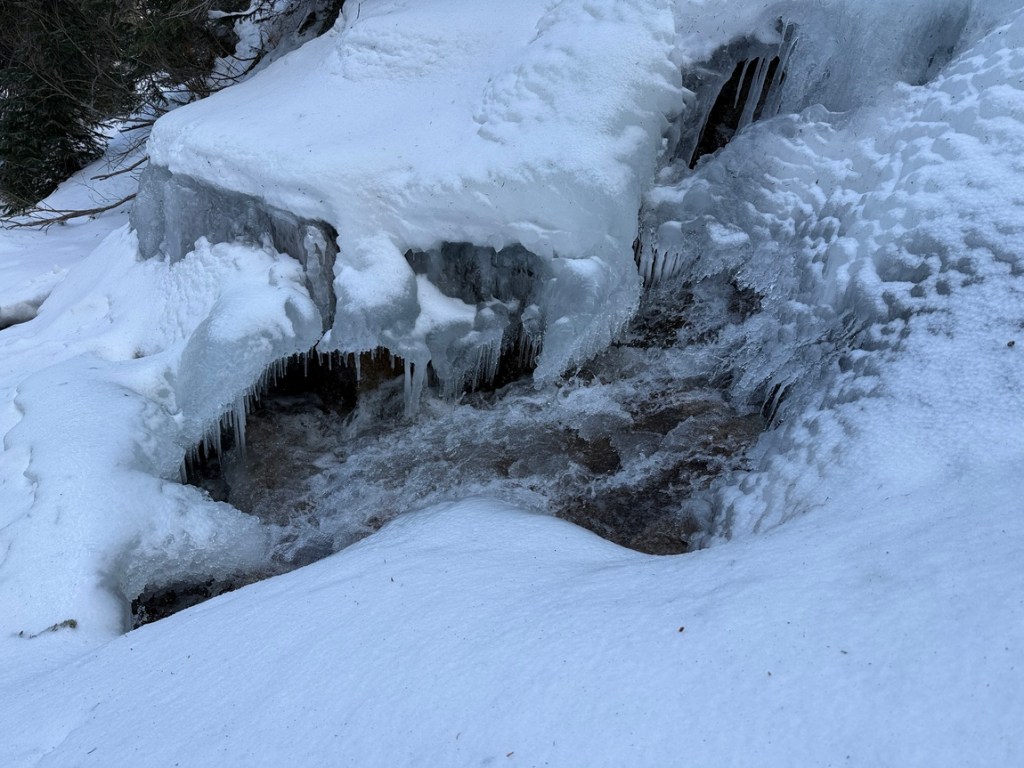 Gloria Falls water and ice