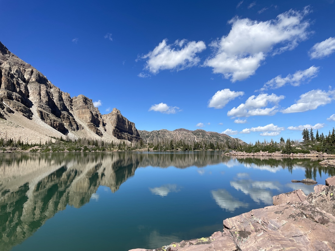 Gorgeous Amethyst Lake reflection