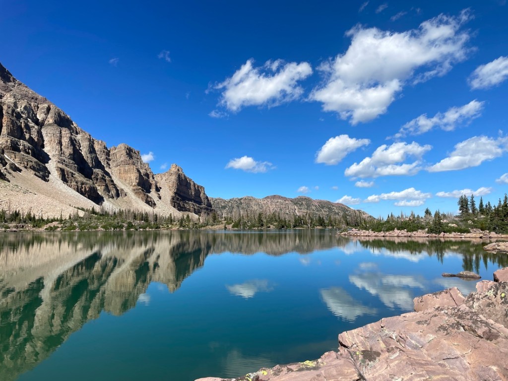 Gorgeous Amethyst Lake reflection